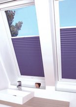 Wabenplissee für Dachfenster, das verdunkelt oder spendet Schatten